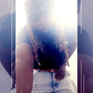 Meet your Posher, Kendall